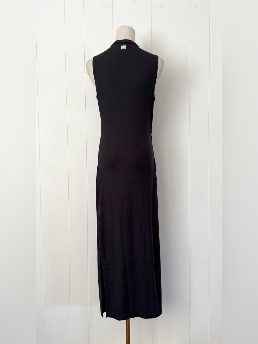 Vuori Pose Sanda Midi Dress Medium in Black - Picture 4 of 8